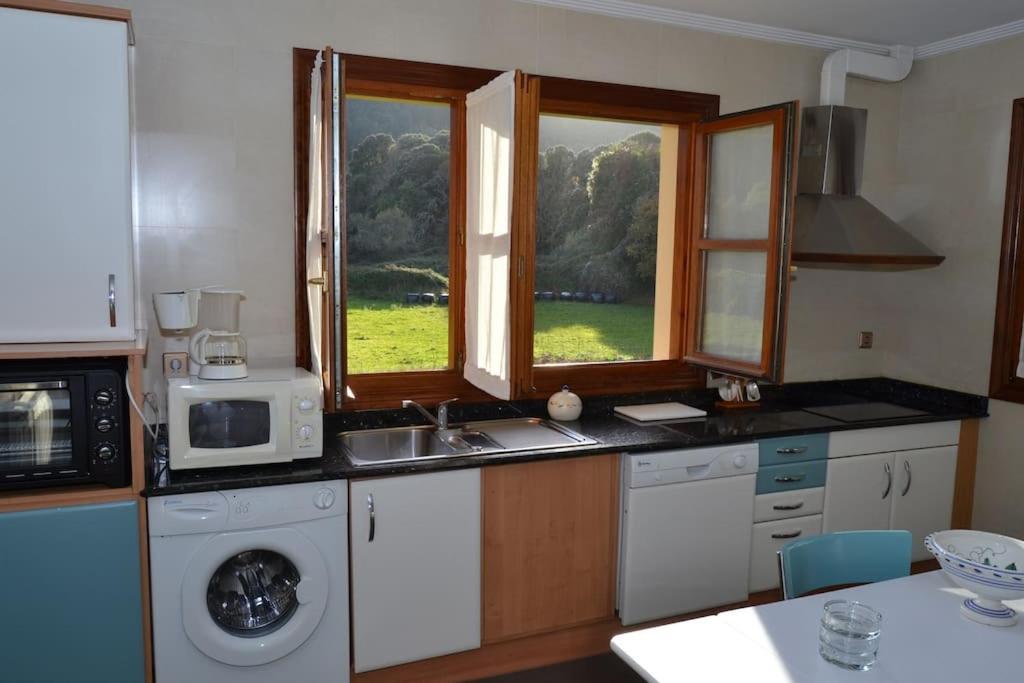 Casa Manuela Llanes Asturias. Villa Pendueles Eksteriør billede